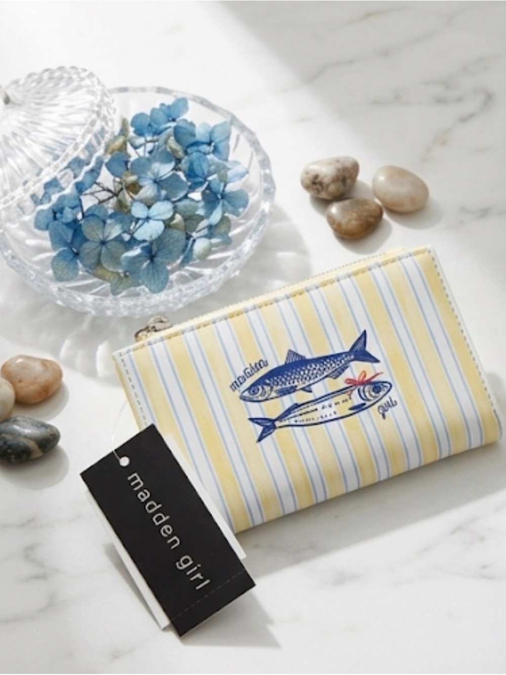Madden Girl Yellow Striped Blue Fish Print Wallet NWT